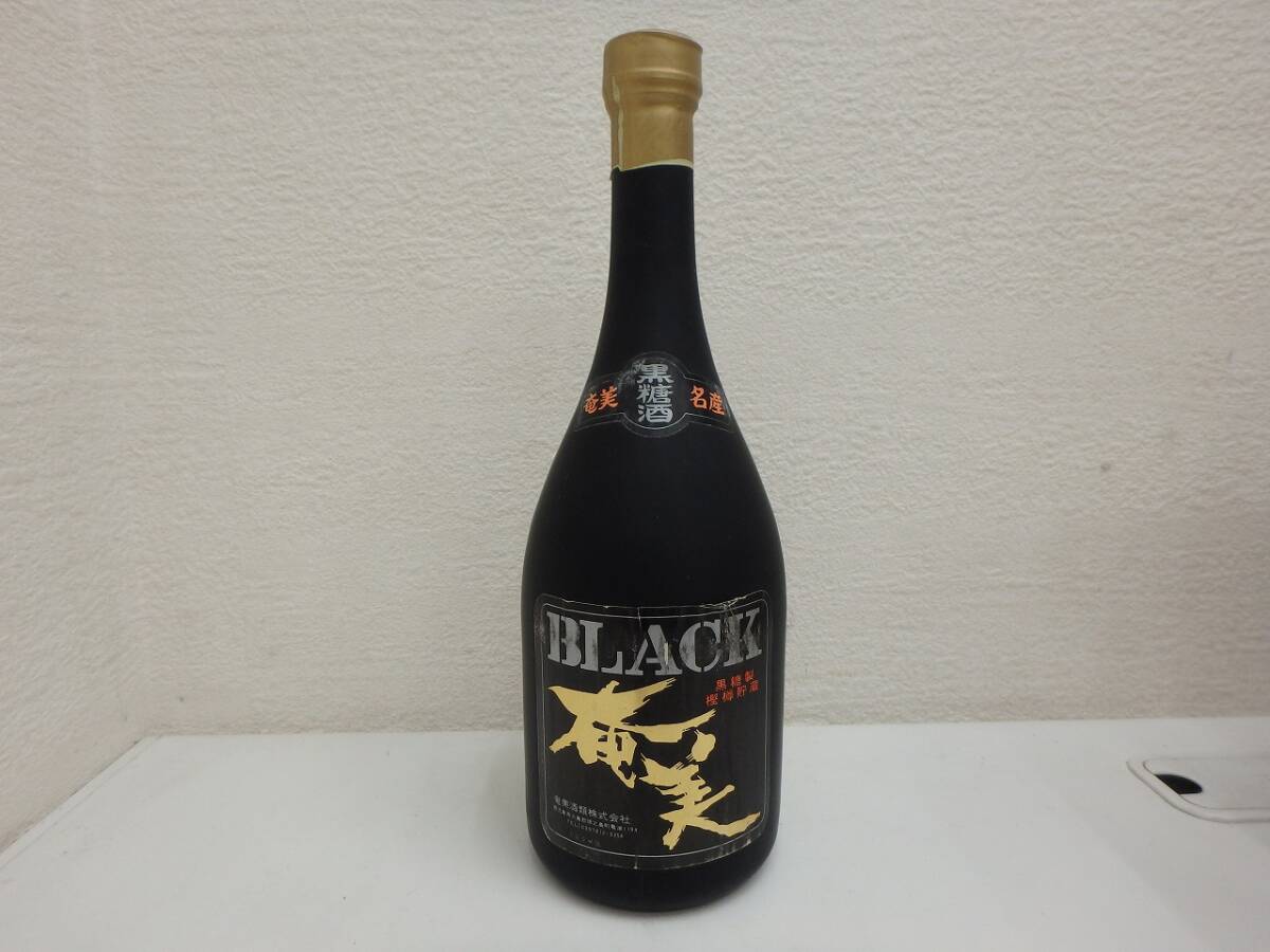古酒！【浜千鳥 原酒 1983】黒糖焼酎 透明瓶 720ml 38度 奄美大島酒造