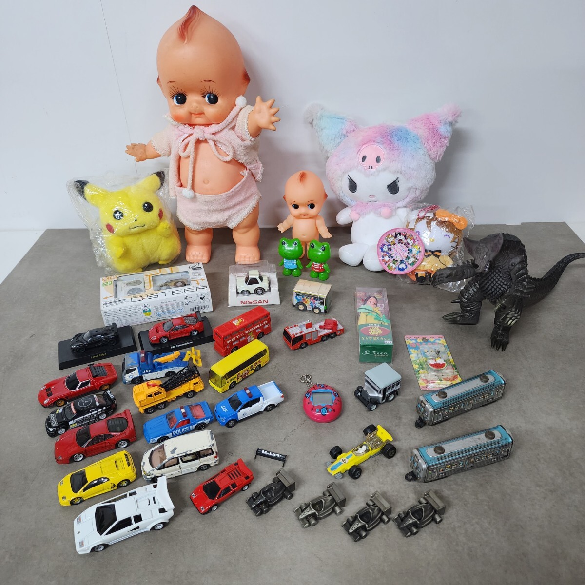 新品】激レア新品！！ たまデコピアス サンリオキャラクターズ mix