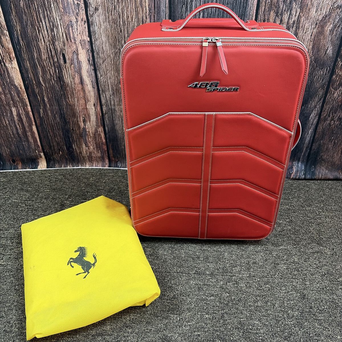 新品】最高峰※貴重品・定価32万※Ferrari/フェラーリ※公式・スーツ