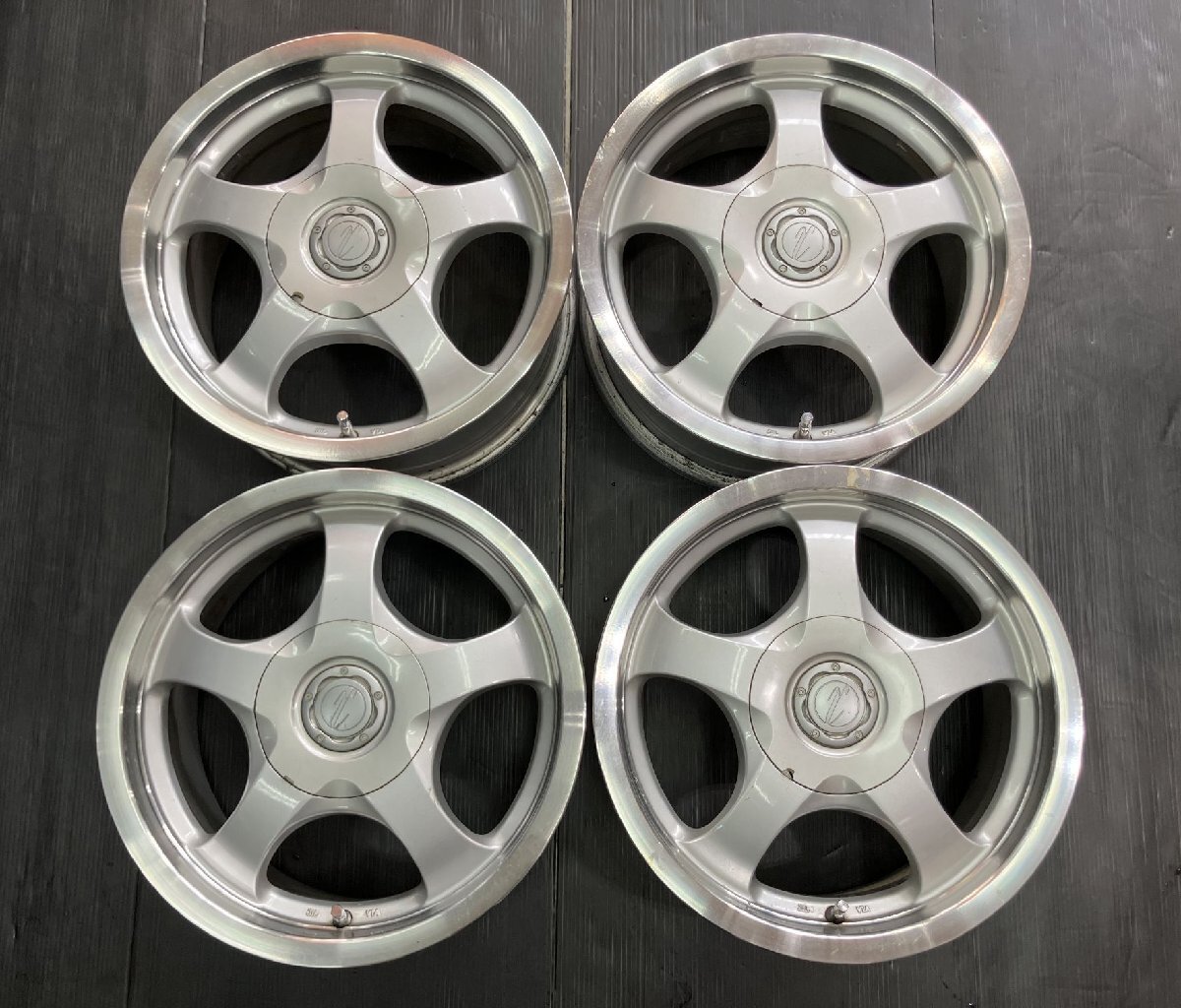 中古】1円売切り Y32 セド グロ シーマ マルチ AV 一式 の落札情報