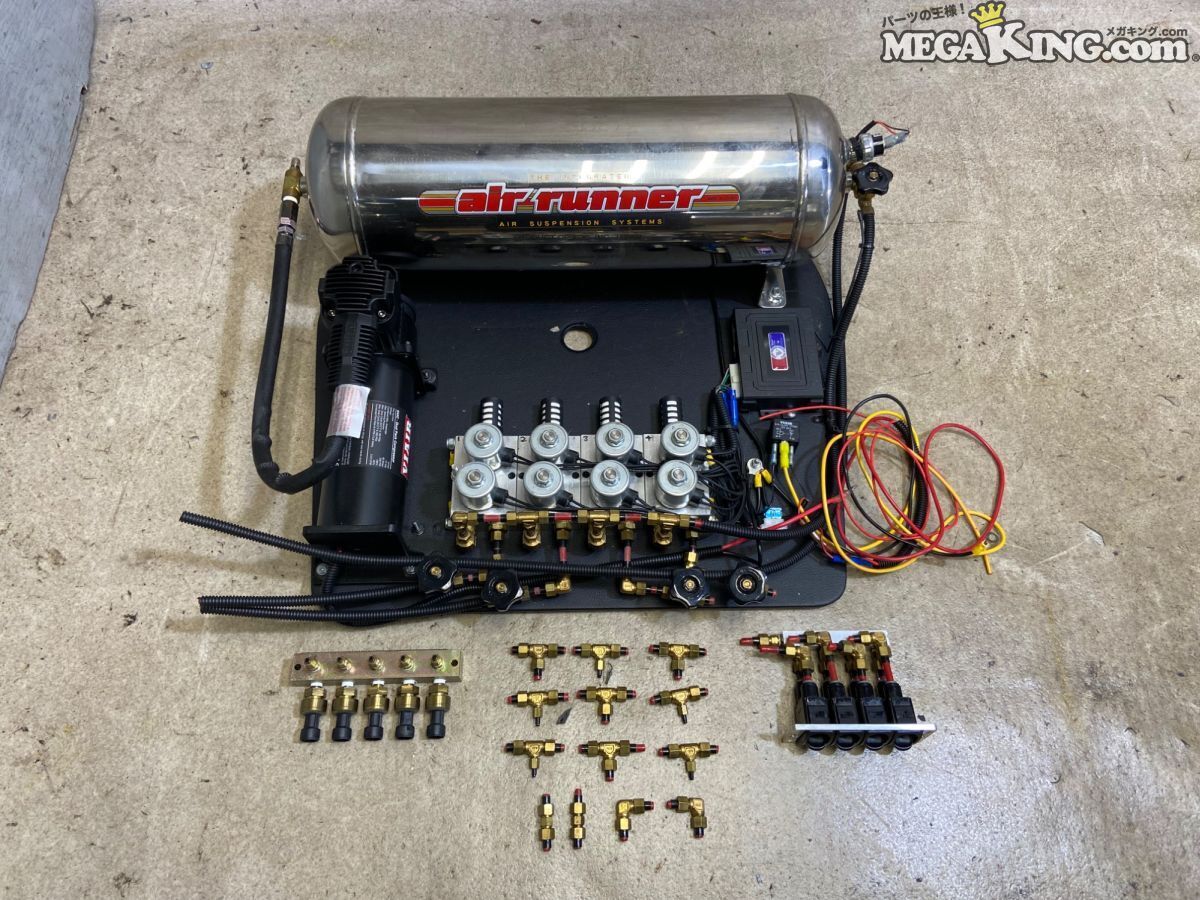 ◎：エアサスタンク1台 VIAIR製コンプレッサー2台 台座付き 26の落札