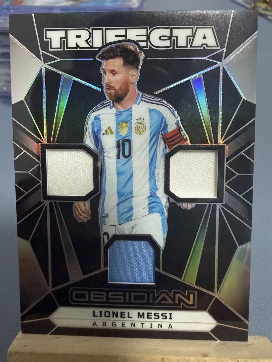 PANINI TREBLE SOCCER 2018-19 ディバラ 直筆サイン&ジャージカード