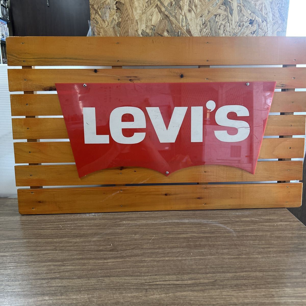 ヴィンテージ・レトロ・LEVI'Sリーバイスジーンズ陳列棚、商品棚 Levis