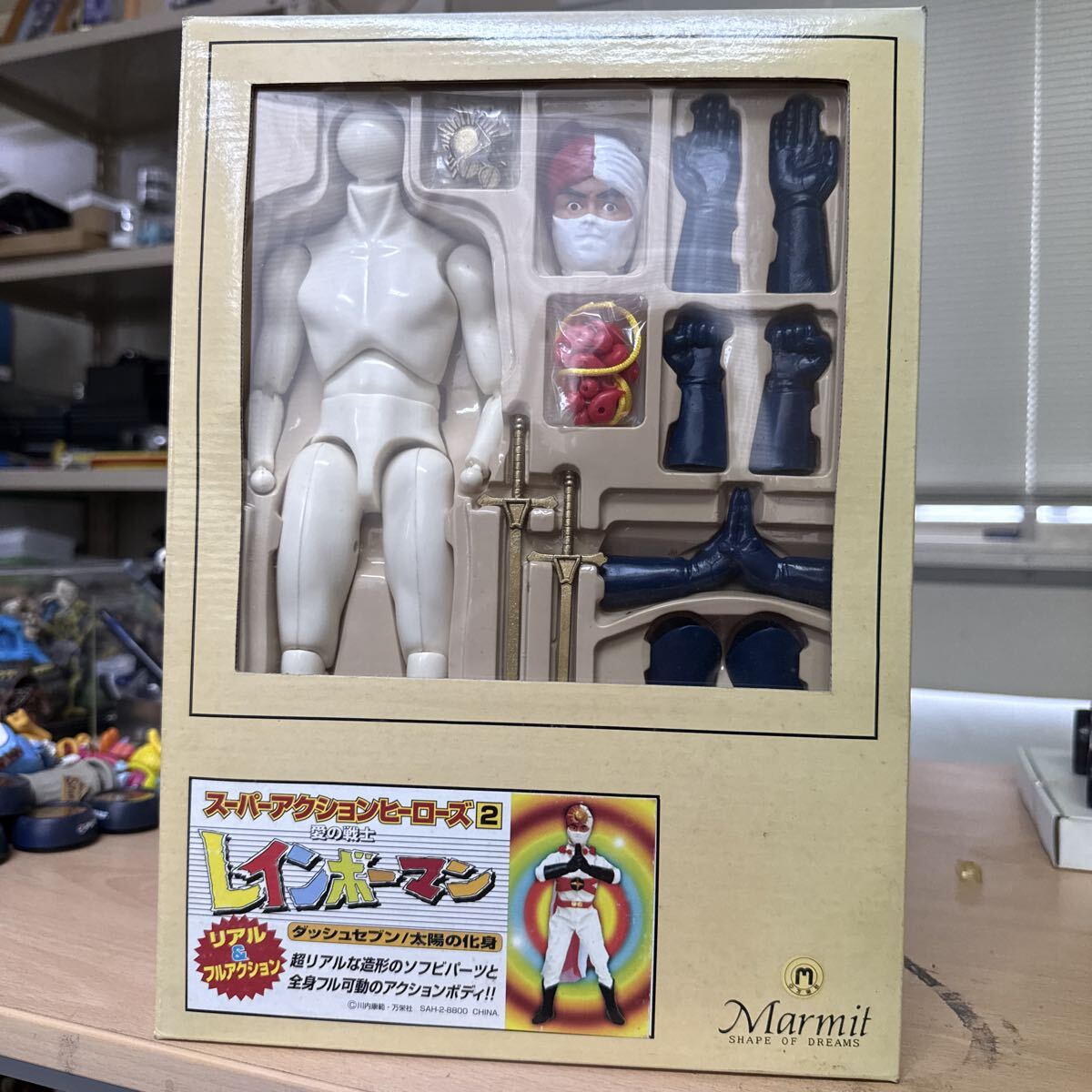 新品】【激レア・新品・未組立】愛の戦士レインボーマン レインボー