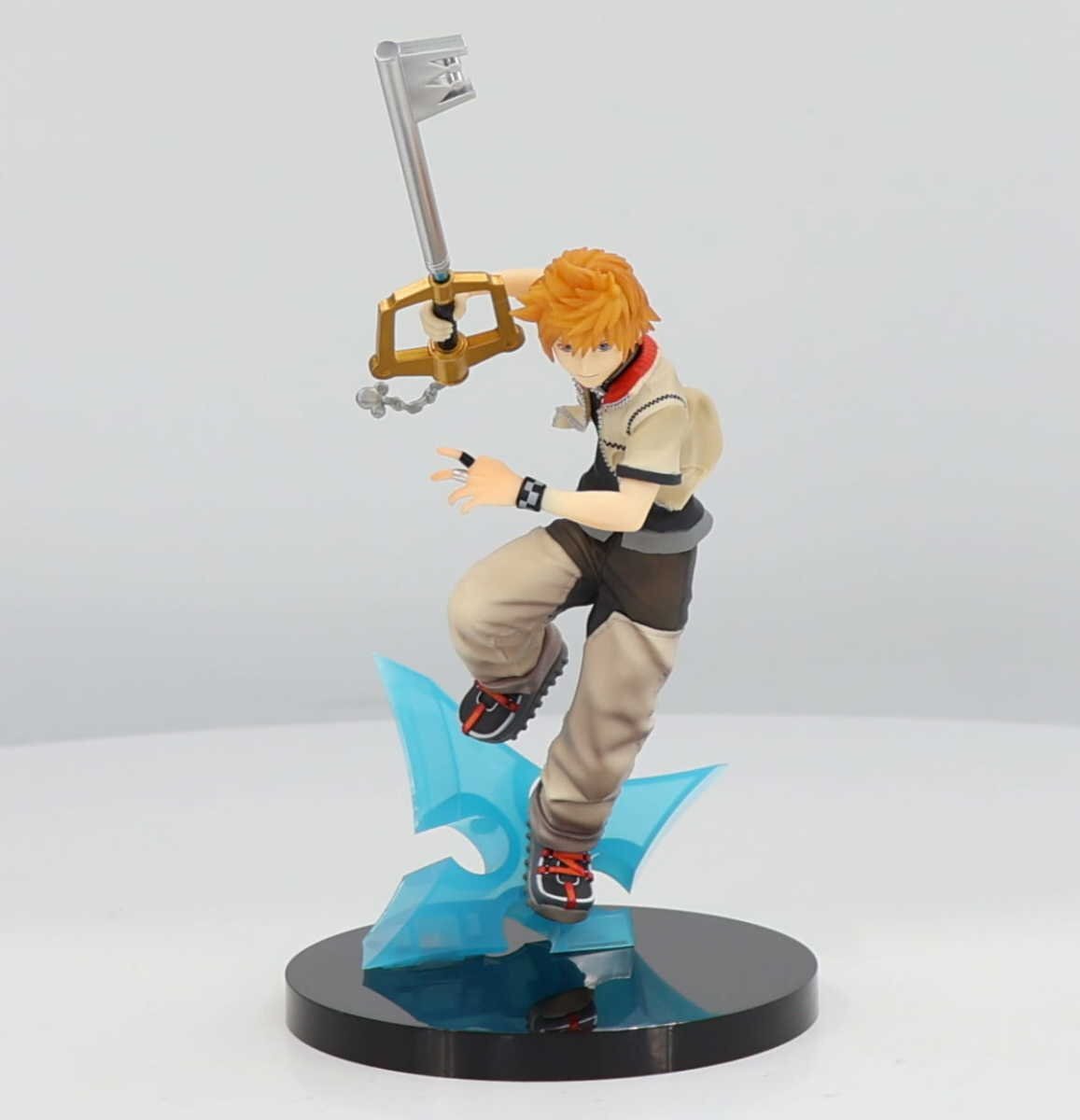 新品】新品 限定 S.H.Figuarts ソラ ファイナルフォーム KINGDOM