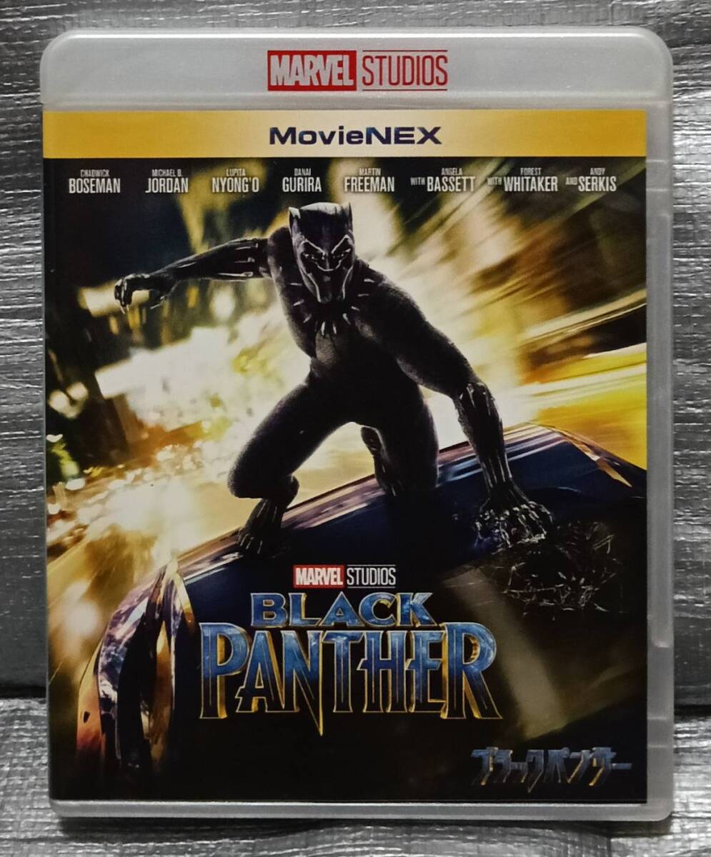 新品】チャドウィック・ボーズマン 直筆サインフォト/写真 ブラック