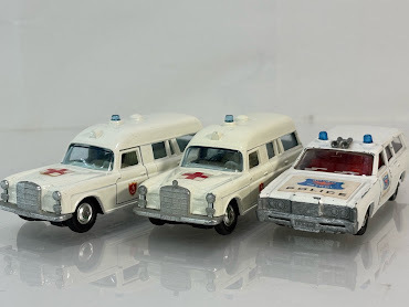 昭和レトロ 昔のマッチボックス クレーン車 ミニカー トミカサイズ