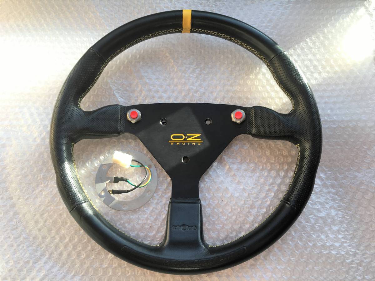 美品O.Z Racing イタルボランテステアリング35Φ