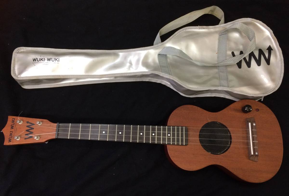 ★WUKI WUKI　スピーカー内蔵 ウクレレ　動作品★ WUKI WUKI テナーウクレレ アンプ内蔵 スピーカー内蔵 エレキウクレレ