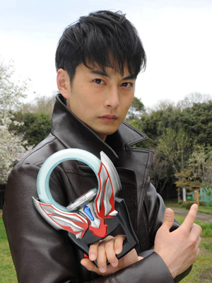新品】ウルトラマンオーブ クレナイガイ 石黒英雄 着用モデル