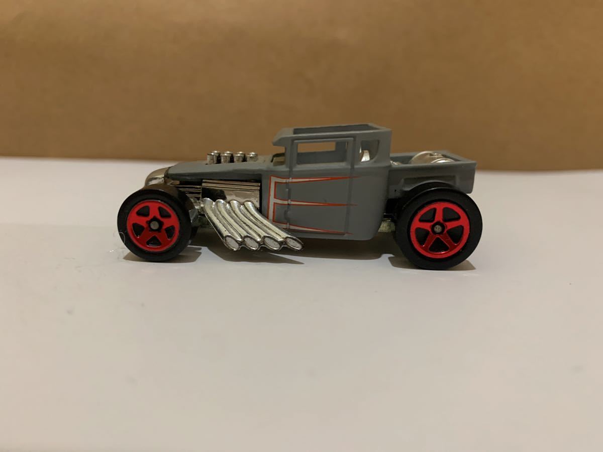 ホットウィール トレジャーハント 9台セット！値下げ中☆ ホットウィール トレジャーハント 謎車 8台セット 未開封 古い