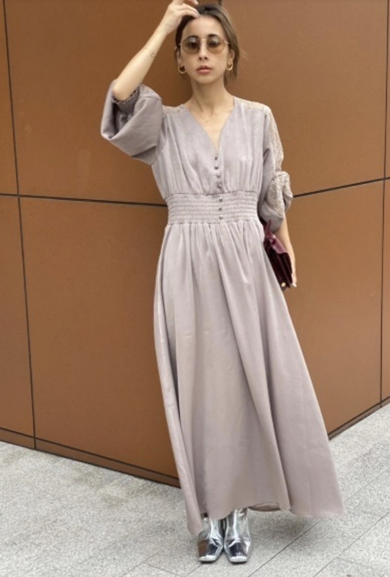 新品 正規品 即完売ameri Vintageアメリヴィンテージundressed Graceful Half Lace Dress 袖レースドレス春夏mベージ ロングワンピース の落札情報詳細 ヤフオク落札価格情報 オークフリー スマートフォン版