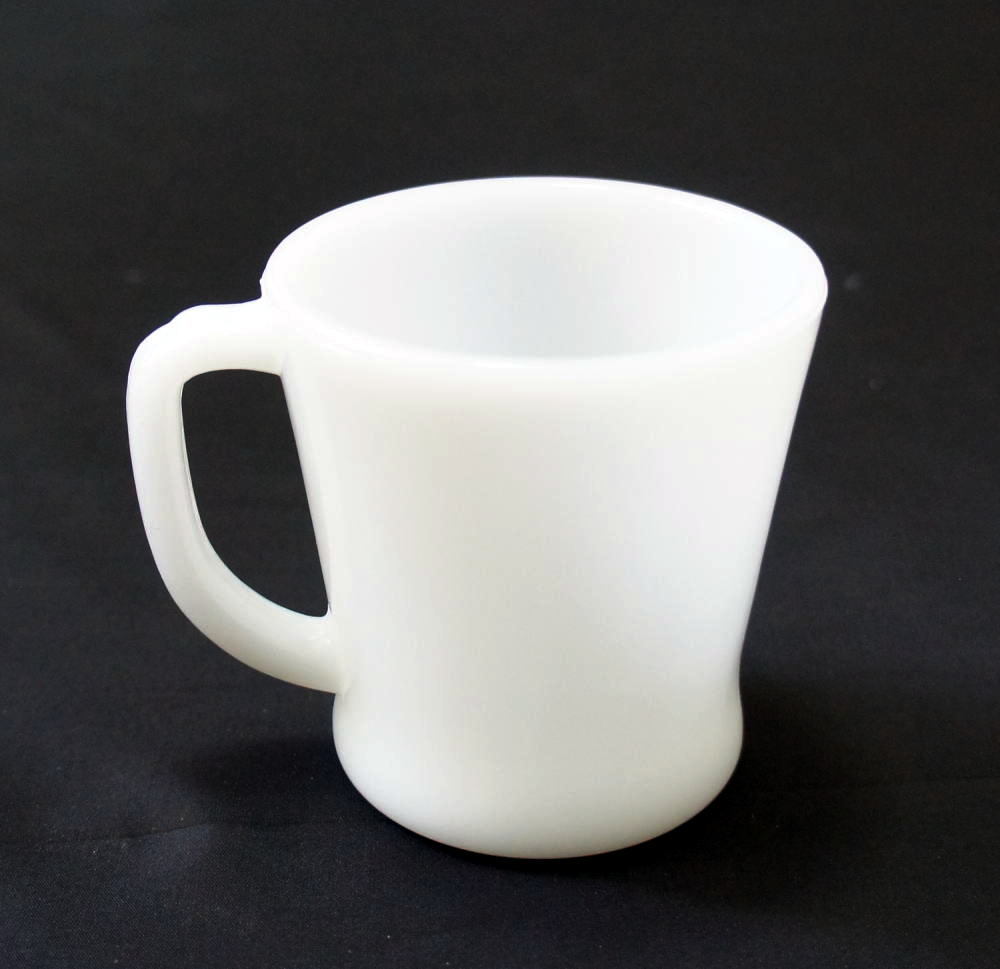 1950年代後期 Fire King ファイヤーキング マグカップ 白 アンカーホッキング ビンテージ オールド アメリカン ダイナー ティー 食器 50s の落札情報詳細 ヤフオク落札価格情報 オークフリー スマートフォン版