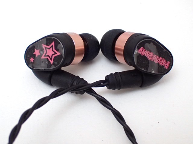 ワイヤレスイヤホン バンドリ！ Poppin'Party　ポッピンパーティ ワイヤレスイヤホン バンドリ！ Poppin'Party ポッピンパーティ 【公式