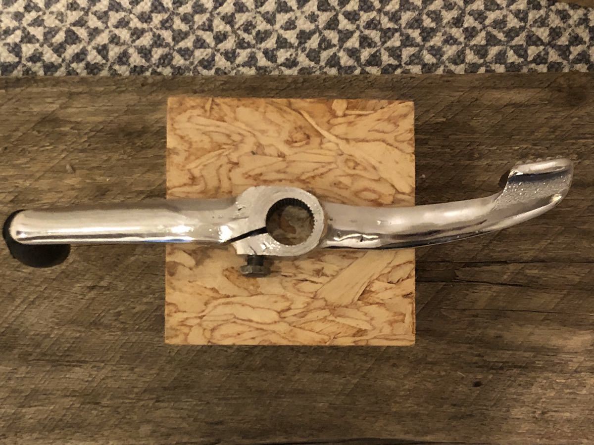 TRIUMPH ユニット用 ヒール&トゥーシフター / トライアンフ シーソーペグ BATES ビンテージ　 BSA・ロケット3⁄トライアンフ・トライデント - Wikipedia