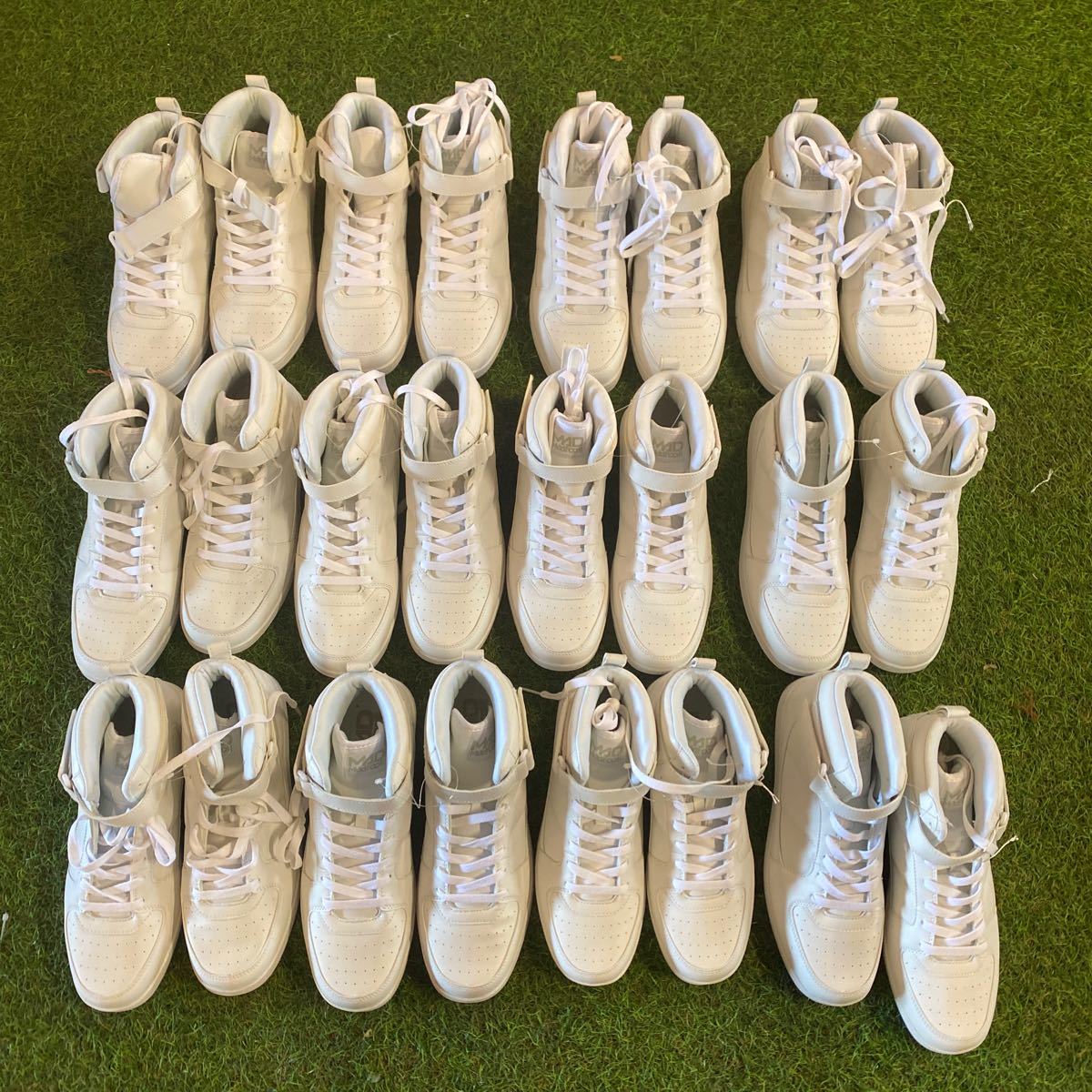 新品 Um041 メンズ Madfoot マッドフットシューズ 靴 スニーカー 種類 サイズ メーカー色々 未使用 展示 大量まとめ タグなし の落札情報詳細 ヤフオク落札価格情報 オークフリー スマートフォン版