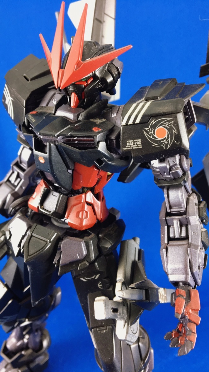 MBF-POX 「ガンダムアストレイ ノワール」1/100スケール MG Gamers