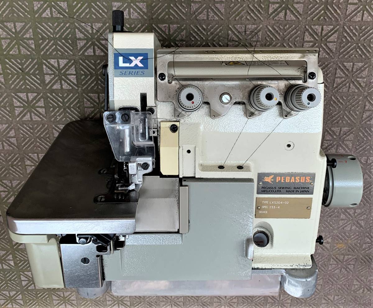 PEGASUS ペガサス 工業用ロックミシンE52-132M 未確認。 ペガサス 工業