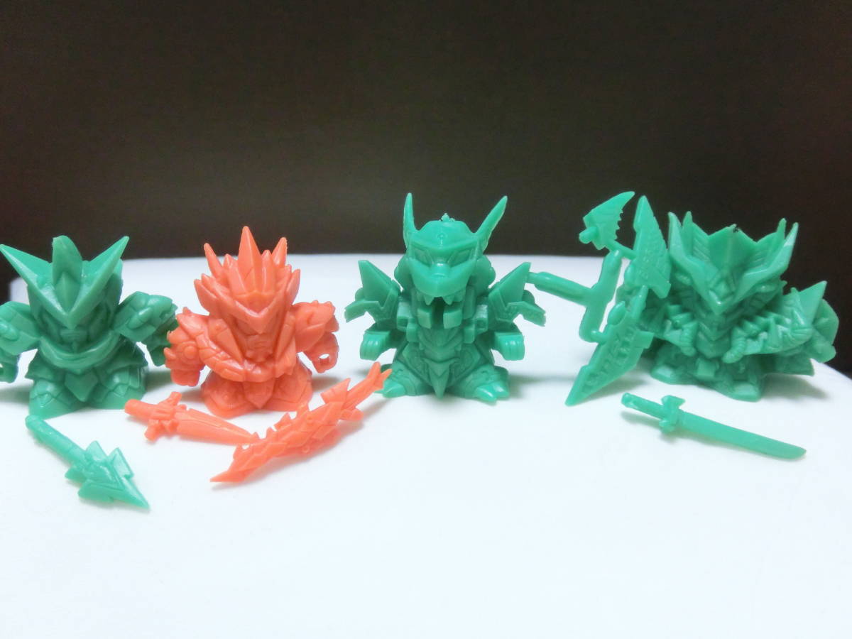 新品】SDガンダム外伝 ガン消し 龍機ドラグーン(龍形態) (緑・未切ほか