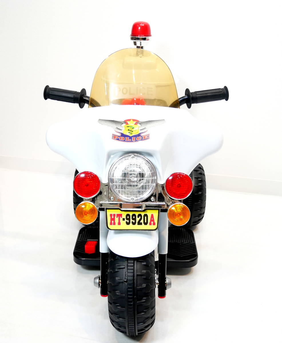 R6 A104 Police 乗用玩具 乗り物 自動三輪車 白バイ マイク 充電式 おもちゃ 電動バイク 現状品 の落札情報詳細 ヤフオク落札価格情報 オークフリー スマートフォン版