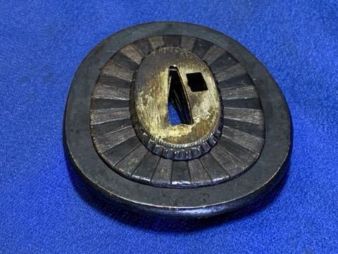 実物　日本海軍　軍刀　鍔　切羽 隠岐堂おすすめ品: 旧日本海軍 太刀型（12年制定海軍制式軍刀