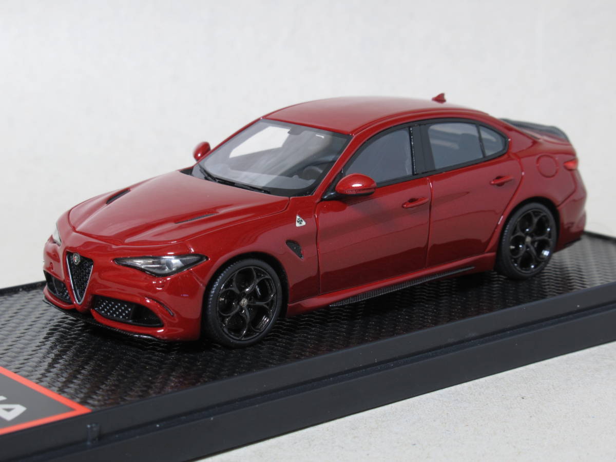 OttO mobile ALFA ROMEO ジュリア クオドリフォリオ otto mobile アルファロメオ ジュリア クアドリフォリオ 1/18
