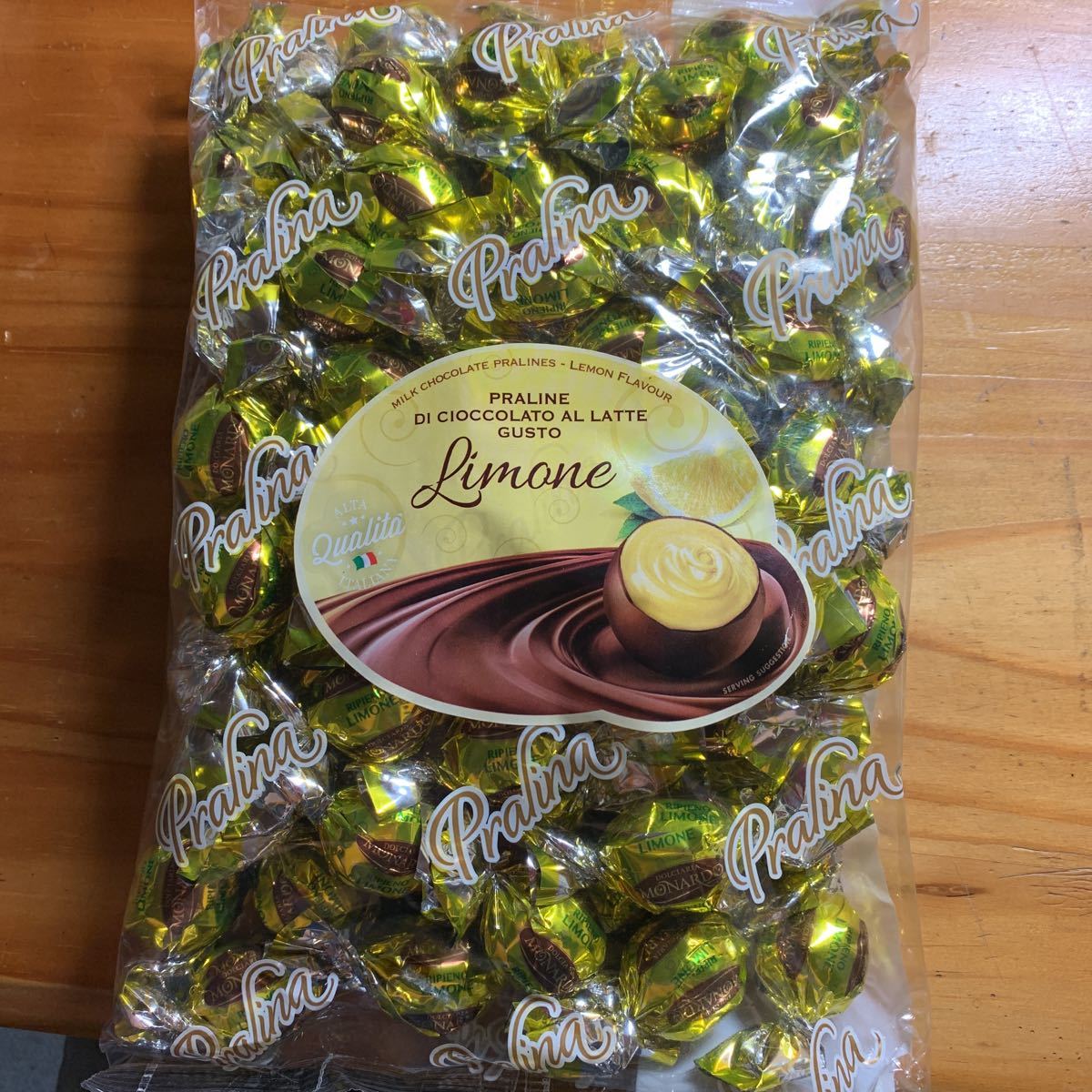 新品 未開封 Monardo イタリアチョコレート レモンフレーバー たっぷり1キロ入 の落札情報詳細 ヤフオク落札価格情報 オークフリー スマートフォン版