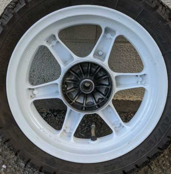 ヤマハ 3AA BW'S MBK スタント等適合 JOG-R リヤホイール 美品 タイヤ