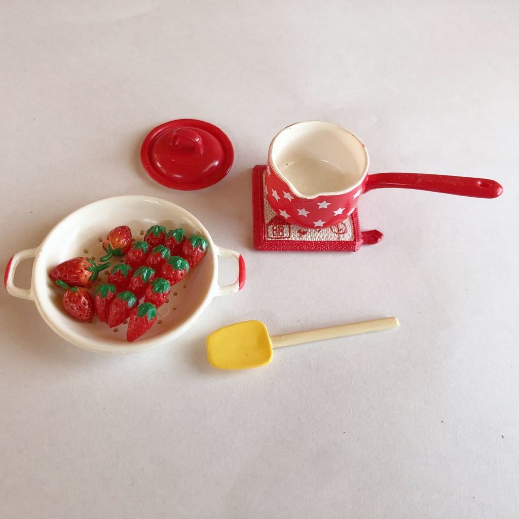 リーメント 幸せキッチン いちご （いちごちゃん家へようこそ：商品 