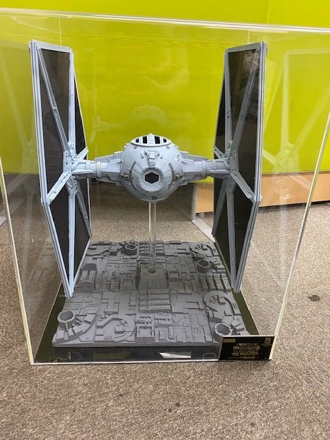 handmade_appliqué★スターウォーズ★TIEファイター DIY How To Make a Star Wars TIE Fighter - YouTube