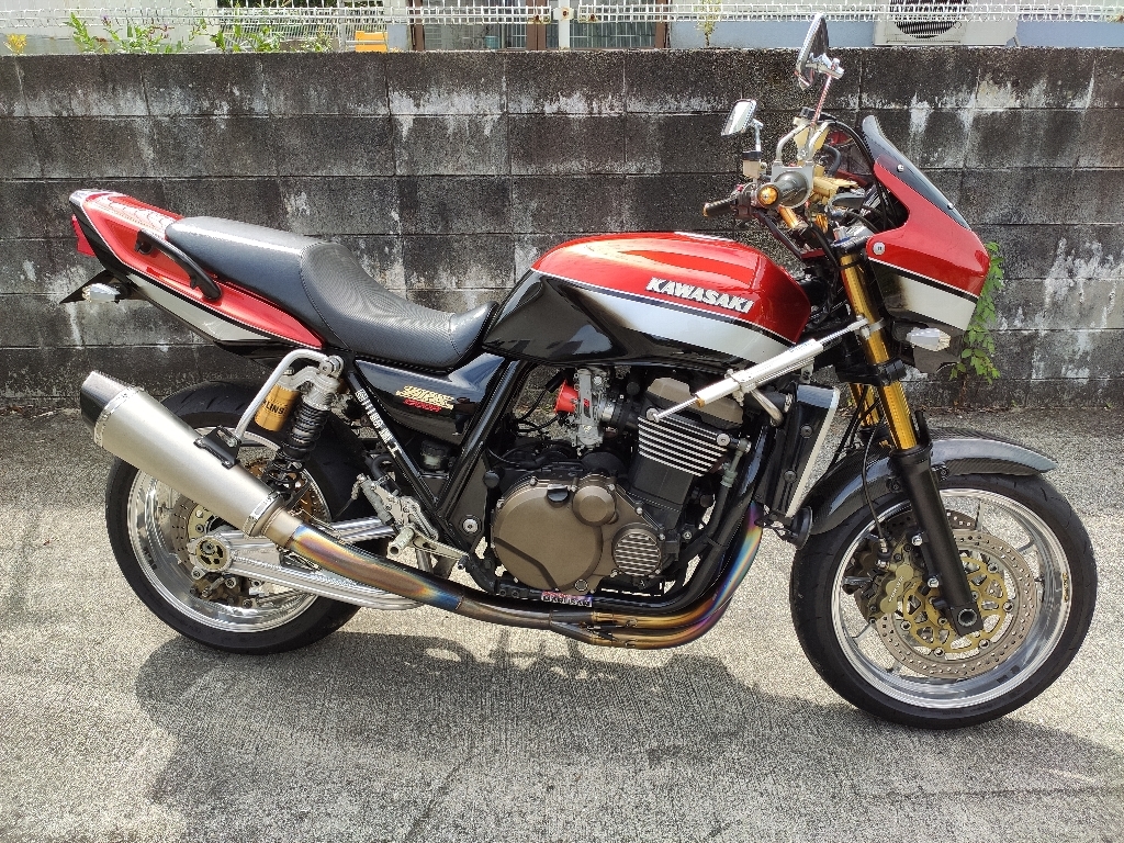 ぱん メーカー在庫あり】 LLK-11R NTB リアウインカーASSY 12V/23W 1