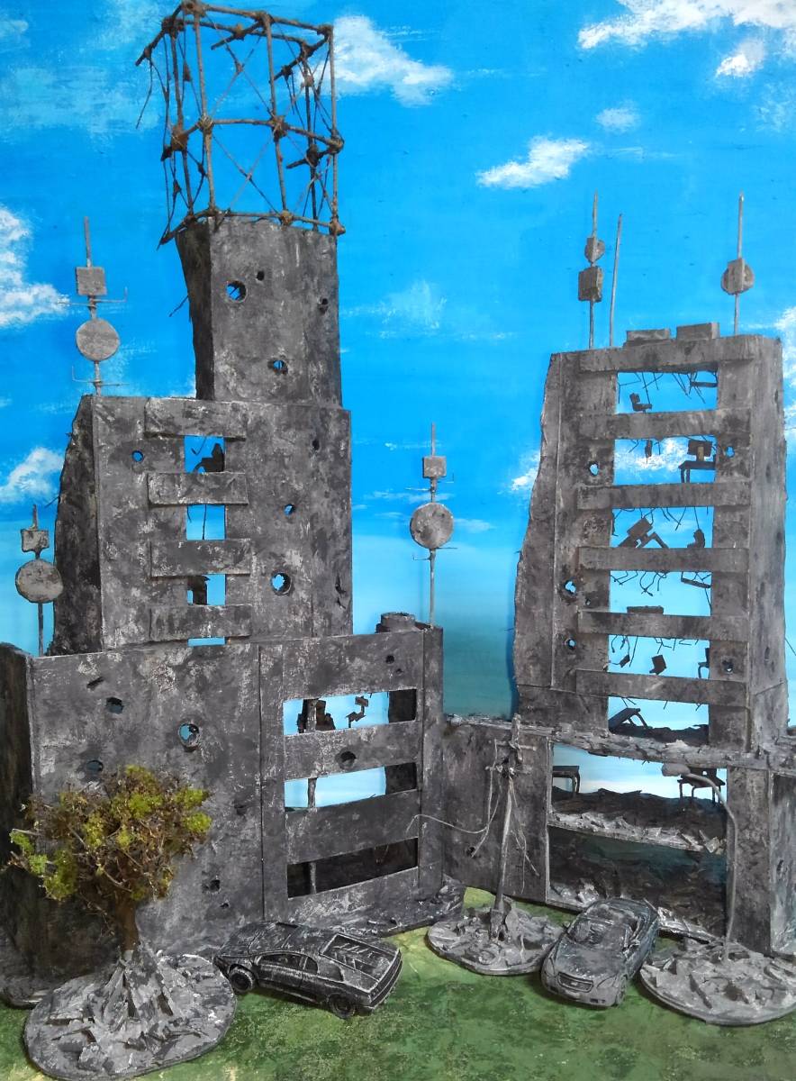 ジオラマ ベース 完成品 戦場 ガンプラ インテリア 特撮 廃ビル 街 hg