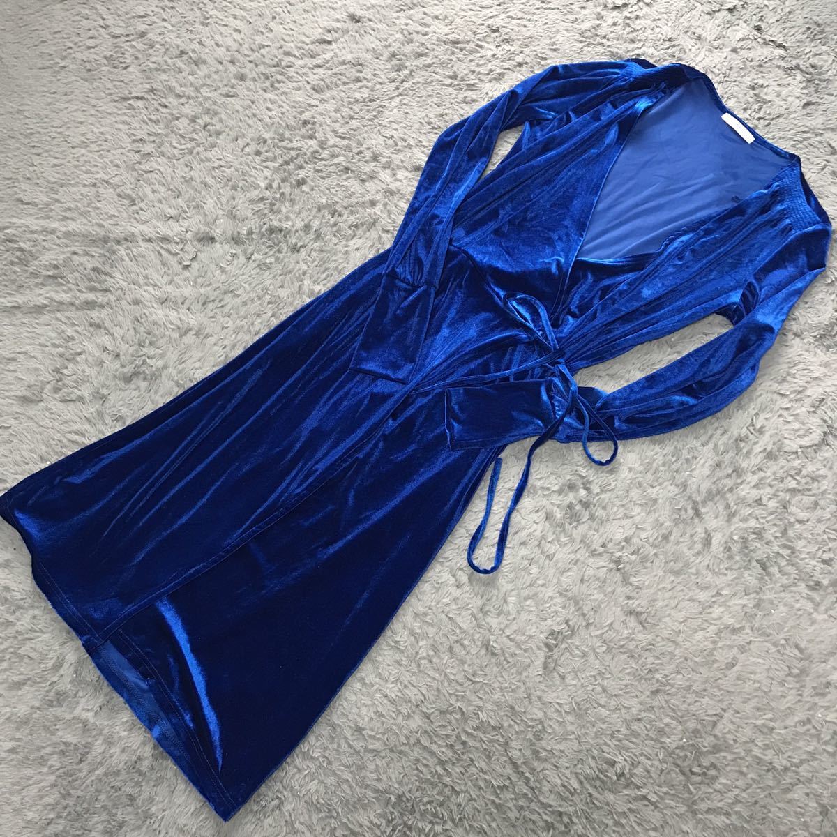 新品 Zara Trafaluc ベロアラップワンピース青s 新品 の落札情報詳細 ヤフオク落札価格情報 オークフリー スマートフォン版