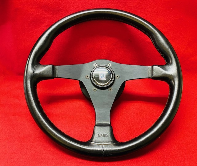 ナルディ　ウッドステアリング　ボス付き36センチ Amazon.co.jp: NARDI ナルディ ウッドステアリング 36センチ 黒