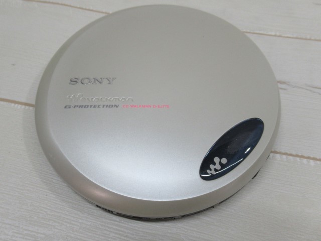 ☆SONY D-EJ775 ポータブルCDプレーヤー ホワイト WALKMAN ソニー ウォークマン イヤホン/アダプター/電池付 動作品 25412☆!! の落札情報詳細| ヤフオク落札価格情報 オークフリー・スマートフォン版 ☆SONY D-EJ775 ポータブルCDプレーヤー ホワイト WALKMAN ソニー ウォークマン イヤホン/アダプター/電池付 動作品 25412☆!! の落札情報詳細| ヤフオク落札価格情報 オークフリー・スマートフォン版