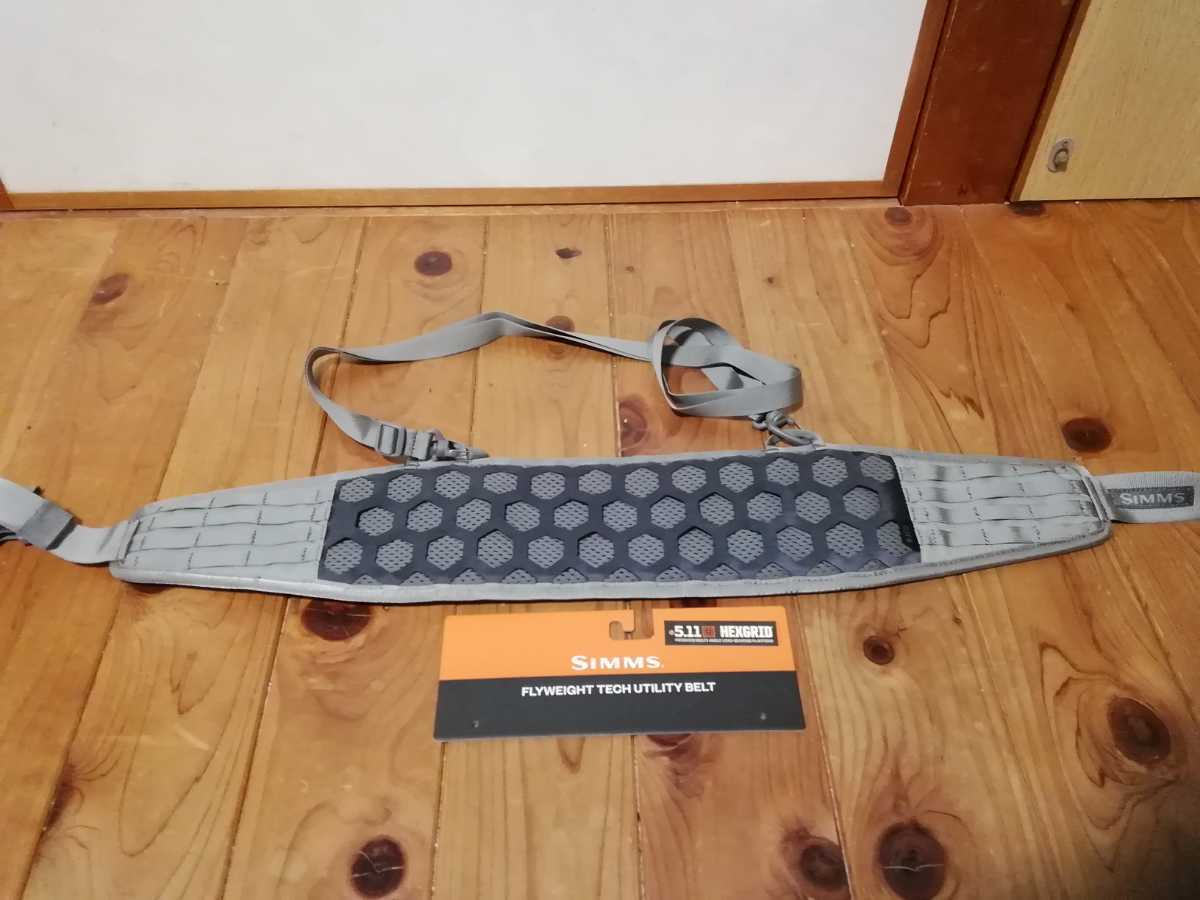 ［廃盤］SIMMS シムス　フライウェイト テックユーティリティベルト Amazon.co.jp: Simms Flyweight Tech Utility Belt フライ