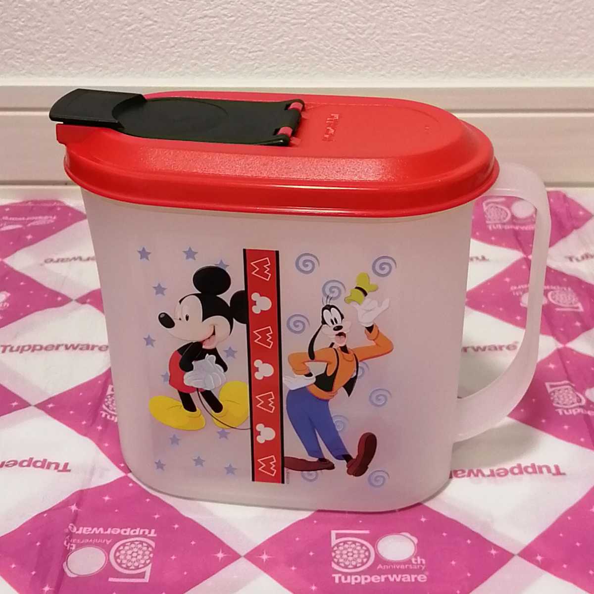 新品 限定品 タッパーウェア １リットル ジャグ ミッキー ディズニー タッパーファン Tupperware の落札情報詳細 ヤフオク落札価格情報 オークフリー スマートフォン版