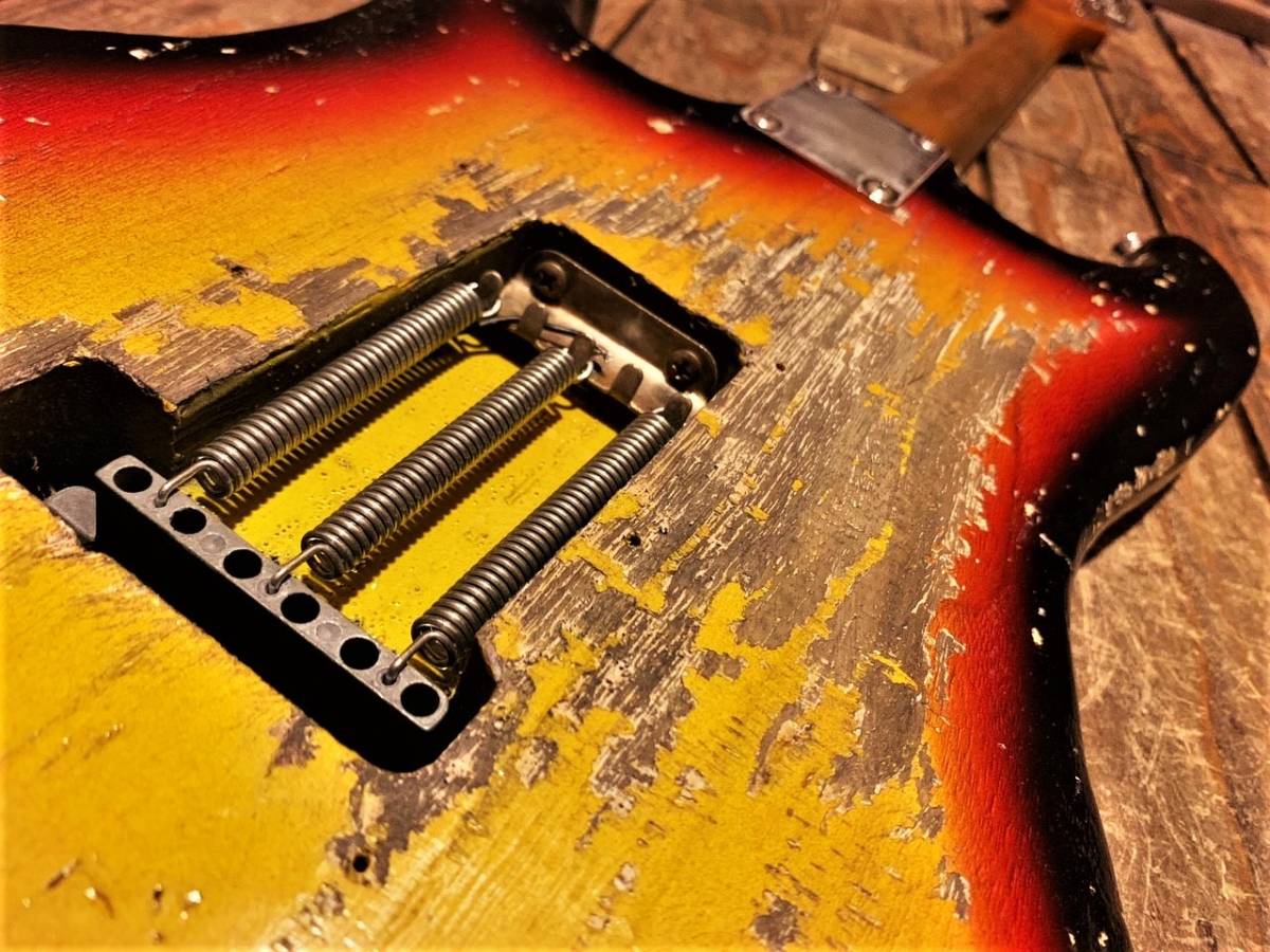 Aged&Relic Custom/Stratocaster/Aged 3tone Sunburst/ストラト/エレキ