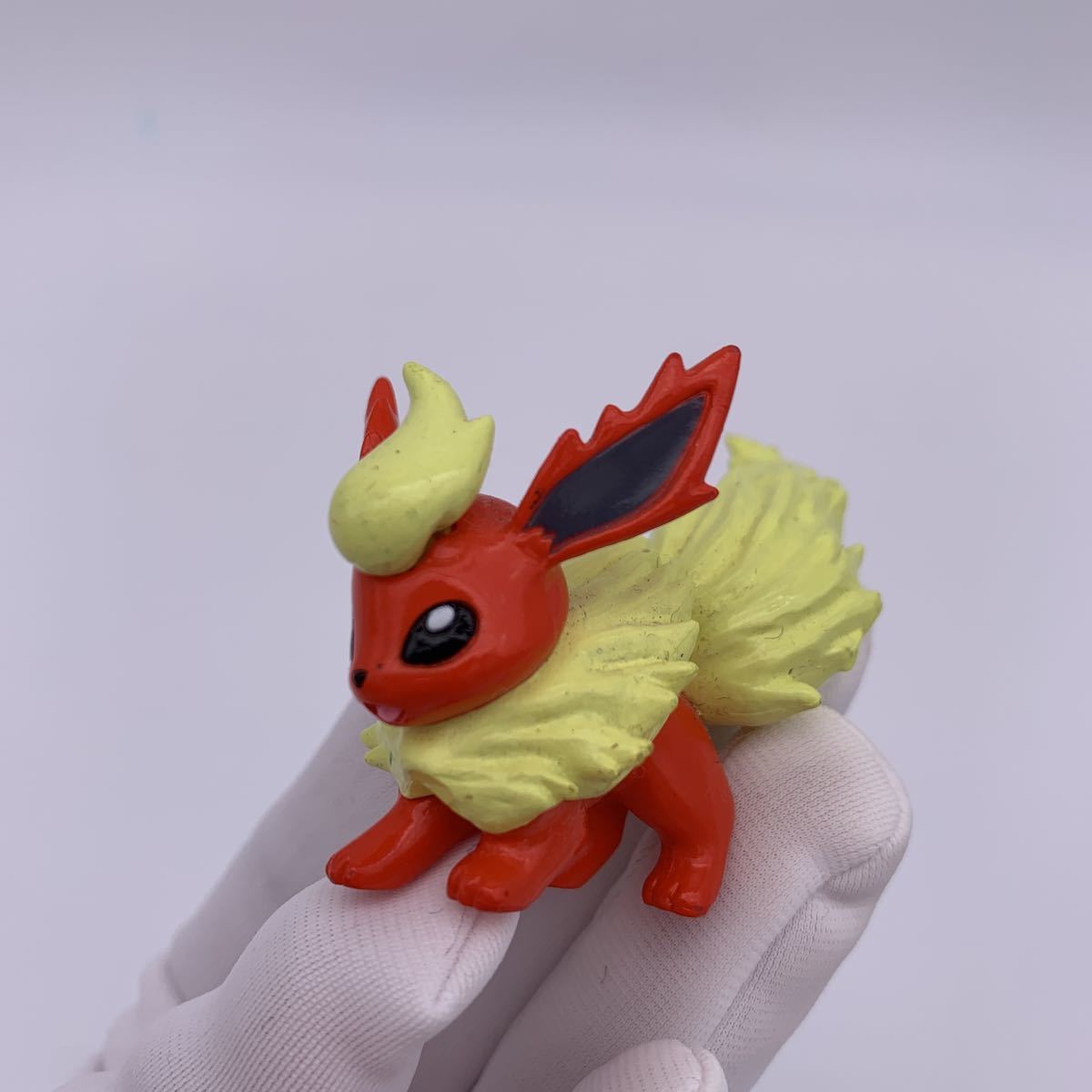 ポケモン モンコレ ブースター シャワーズ サンダース ブラッキー