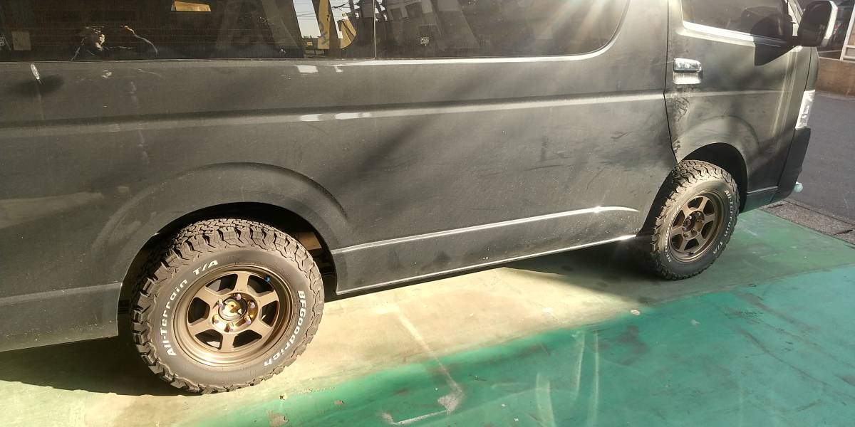 ハイエース、ジムニー、デリカBFGOODRICH ALL TERRAIN T/A KO2 225