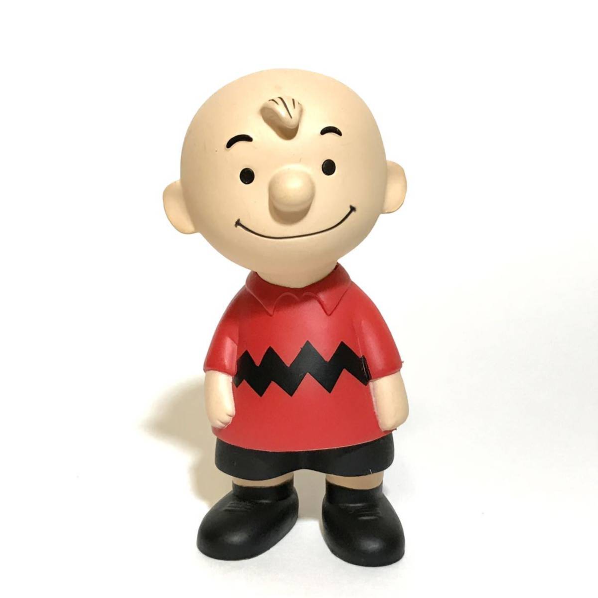 スヌーピーフィギュア スヌーピー＆チャーリー(赤服) メディコムトイ