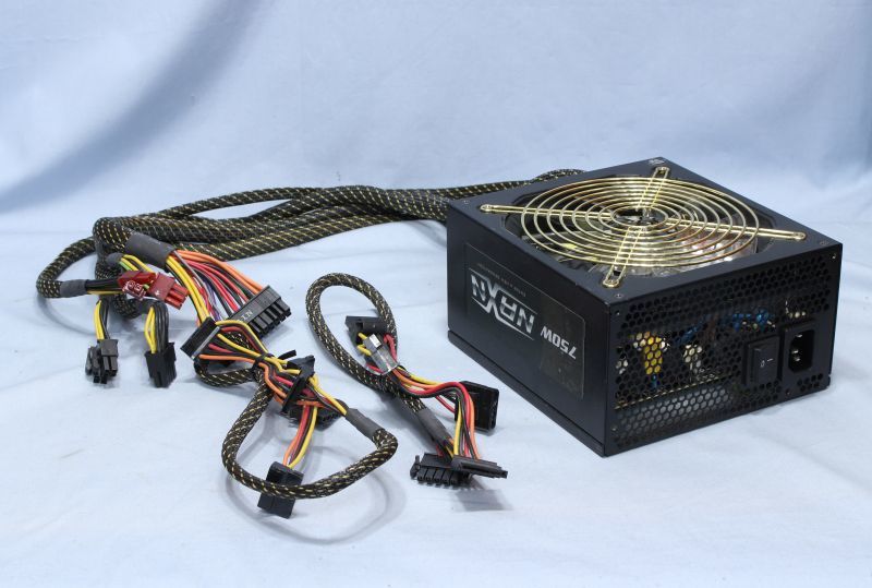 Enermax Naxn Enm750awt プラグイン 750w 80plus Bronze Atx電源 の落札情報詳細 ヤフオク落札価格情報 オークフリー スマートフォン版