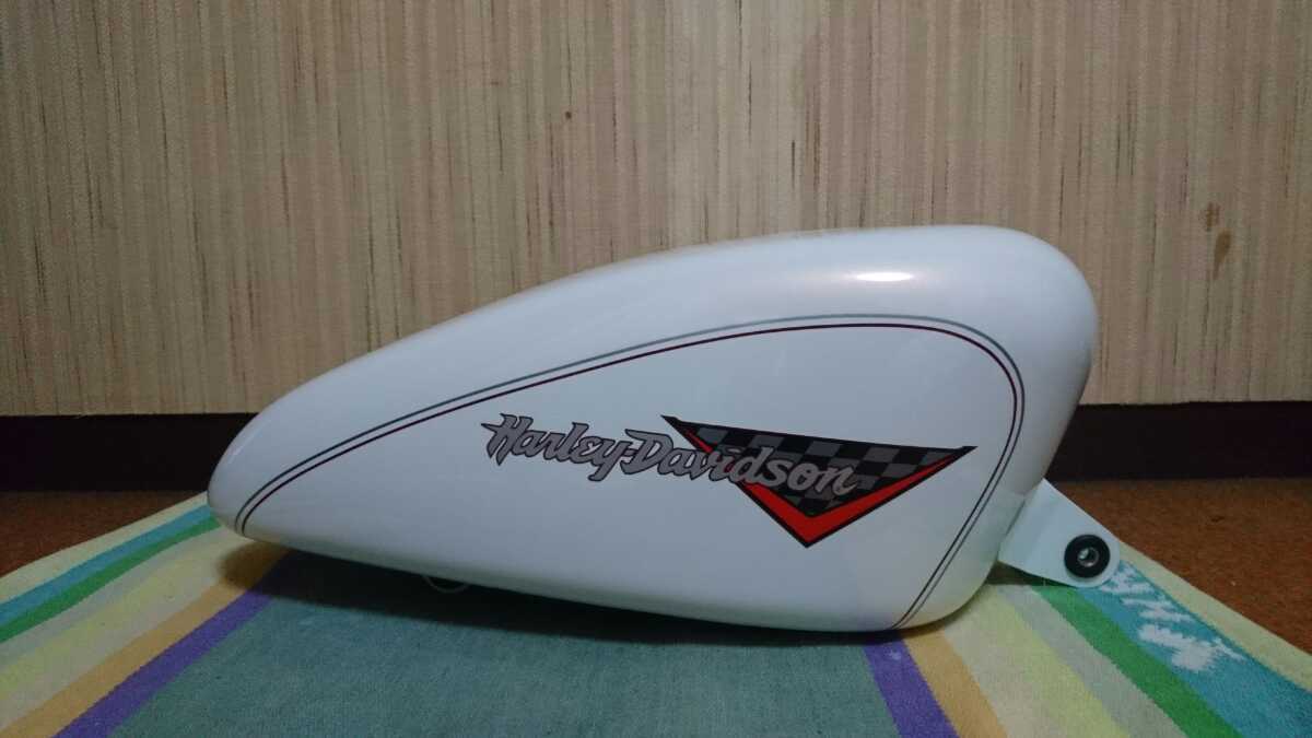 スポーツスター 純正ガソリンタンク 〜03 パールホワイト