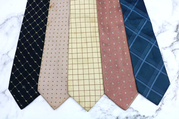 1円 バーバリー Burberry ドット チェック 犬柄 等 ブランド ネクタイ 5点 セット まとめ Ts1854 の落札情報詳細 ヤフオク落札価格情報 オークフリー スマートフォン版