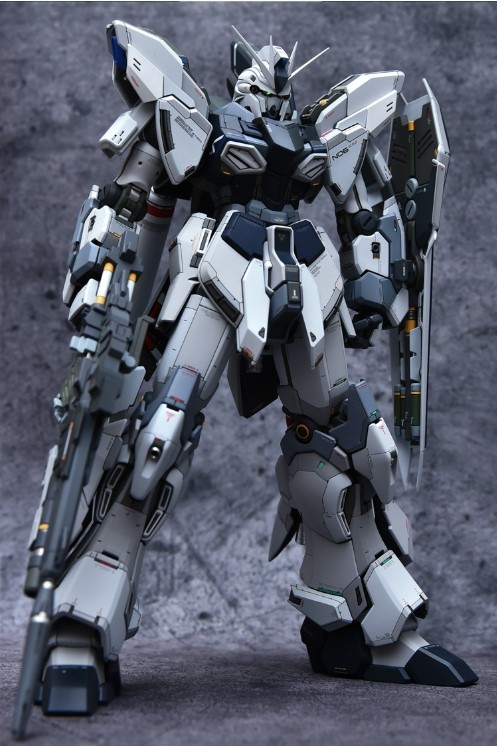 箱破れあり中身は新品で未開封　MGシナンジュ.スタインVer.ka MG 1/100 シナンジュ・スタイン(ナラティブVer.) Ver.Ka