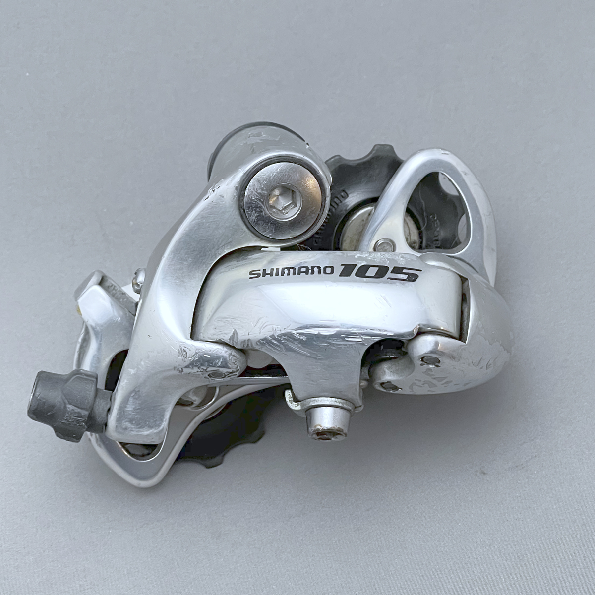 Moyeu De Roue Avant Shimano 105 HB-5501, 32 Trous, Noir, Neuf (boîte Ouverte)