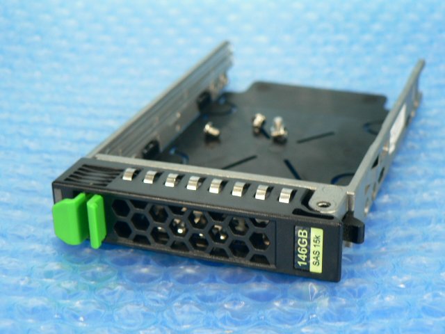 【やや傷や汚れあり】1BMC // Fujitsu PRIMERGY RX200 S7 の 2.5インチ 用 ハードディスク(HDD)マウンタ ...