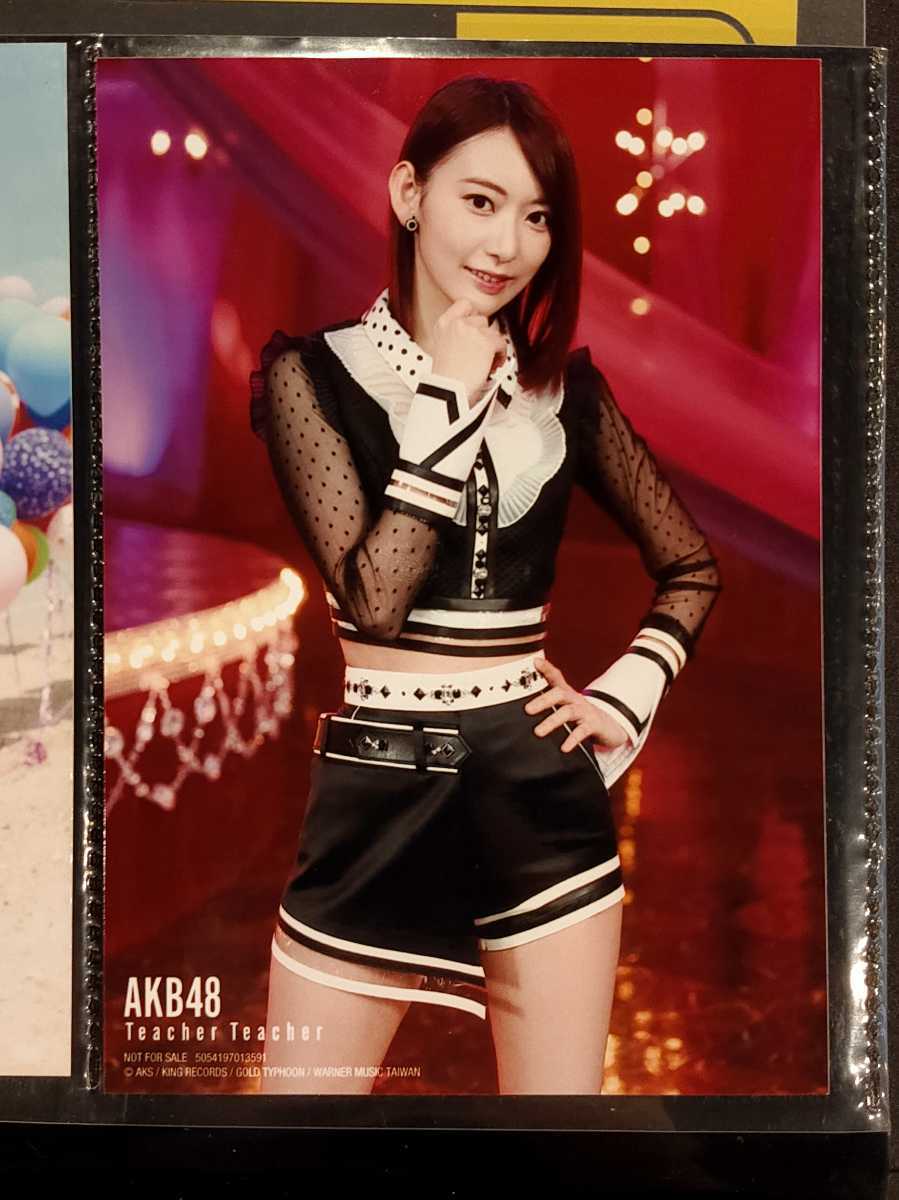 teacher teacher AKB48 LESSERAFIM宮脇咲良 生写真 teacher teacher AKB48 LESSERAFIM宮脇咲良 生写真 - メルカリ