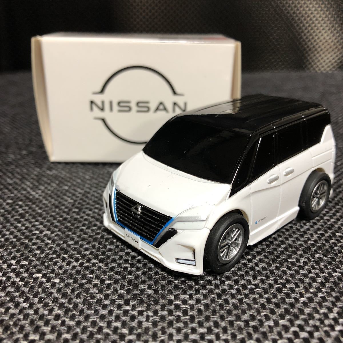 未使用】ミニドラ ニッサン セレナ ハイウェイスター プルバックカー