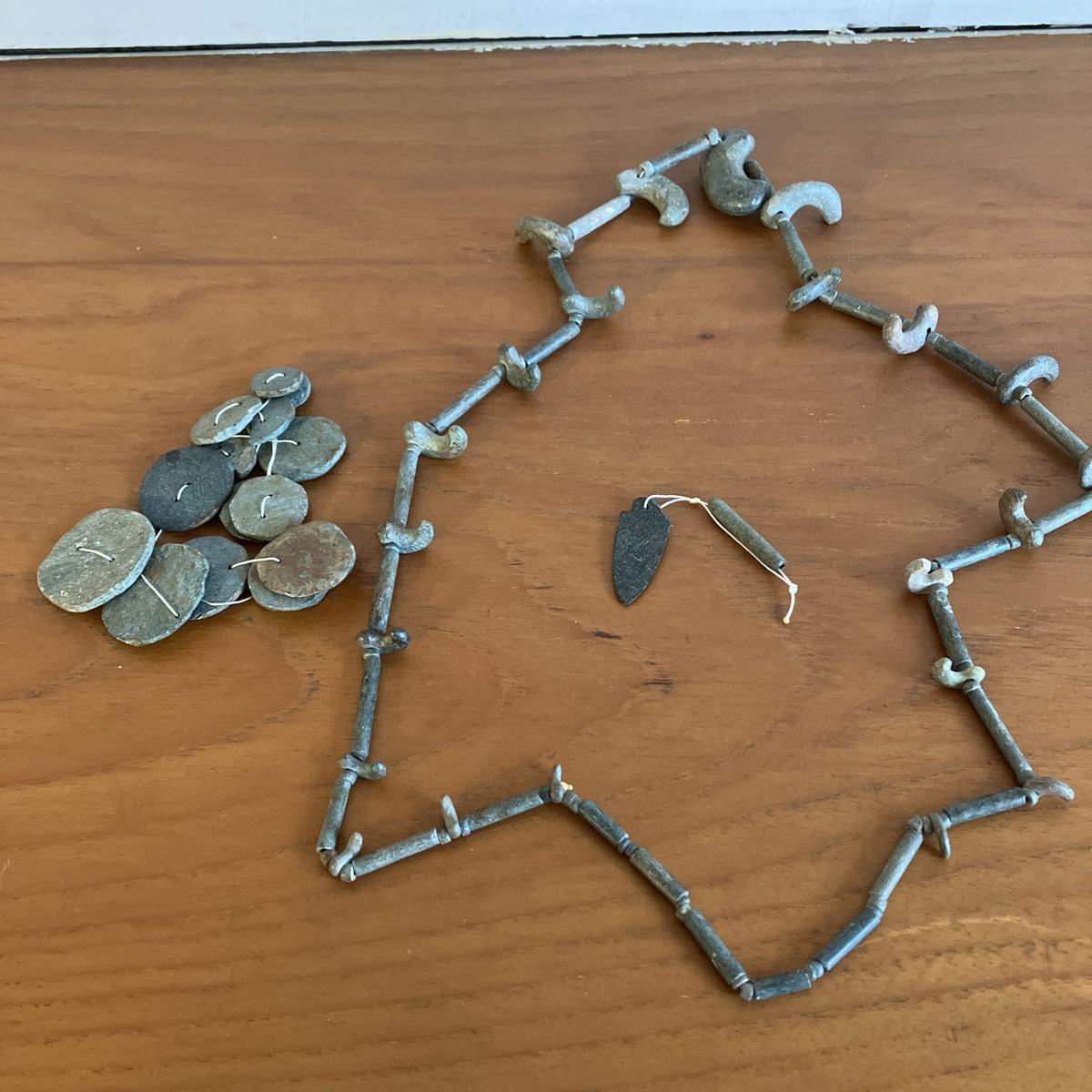 オンライン □送料無料□ 石器 石斧 矢尻 鏃 やじり考古学 石器時代